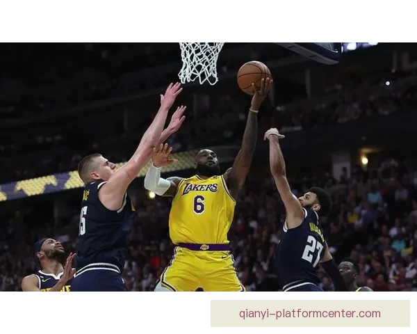 穆雷上半场爆发狂砍33分创个人新高 带领球队火力全开